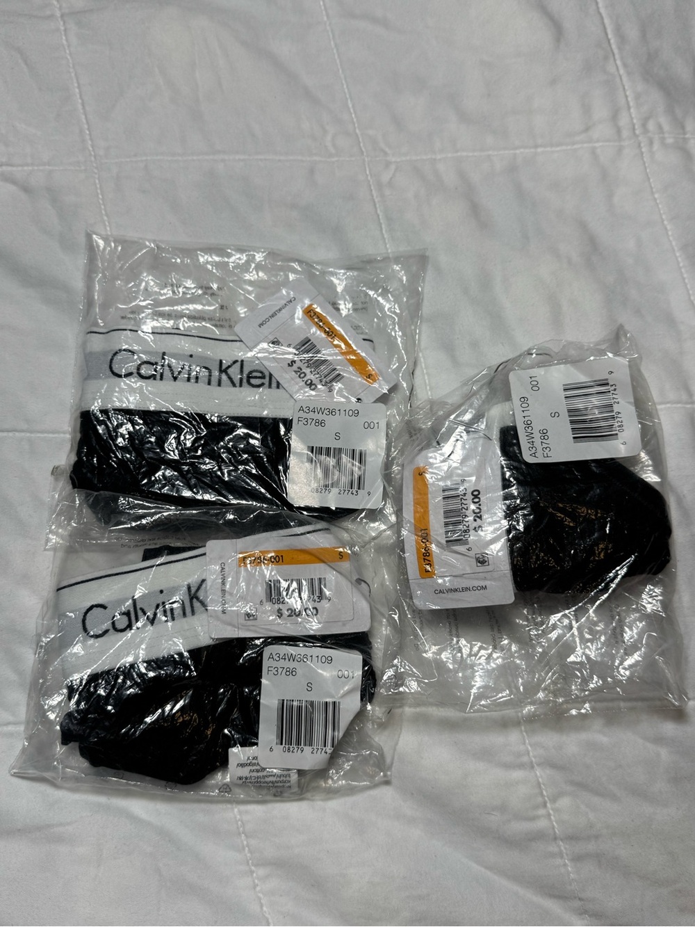 NWT Calvin Klein Classic Logo Thong 3-Pack Sealed - Picture 2 of 3